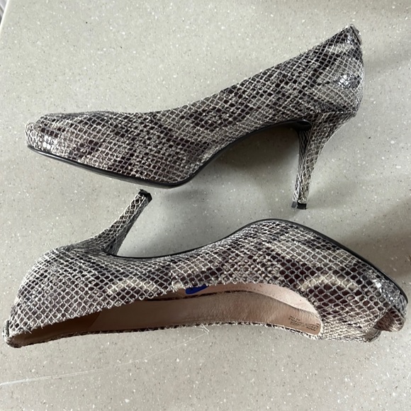 Michael kors shoes - Picture 1 of 5